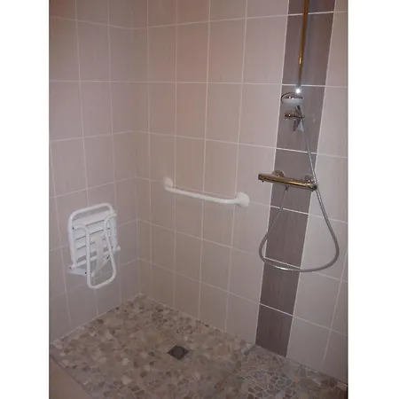 Moderne à Rebeuville, Proche Neufchâteau, 3 Ch., Accès Pmr, Pêche, Wifi, Inclus - Fr-1-589-157 * Rebeuville