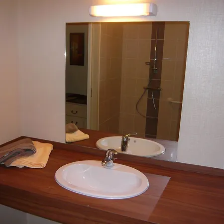 Летний дом Moderne A Rebeuville, Proche Neufchateau, 3 Ch., Acces Pmr, Peche, Wifi, Inclus - Fr-1-589-157 Rebeuville