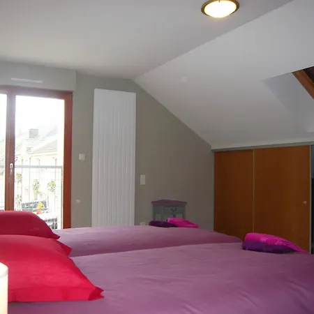Moderne A Rebeuville, Proche Neufchateau, 3 Ch., Acces Pmr, Peche, Wifi, Inclus - Fr-1-589-157