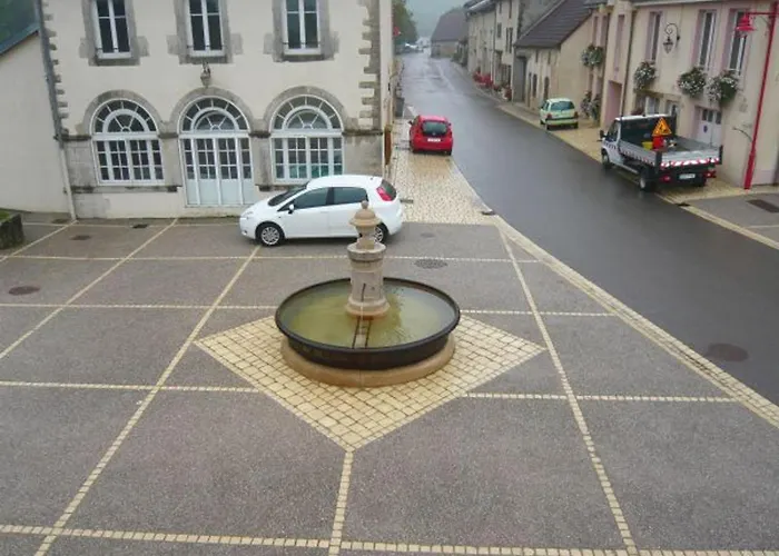 Moderne A Rebeuville, Proche Neufchateau, 3 Ch., Acces Pmr, Peche, Wifi, Inclus - Fr-1-589-157 Rebeuville